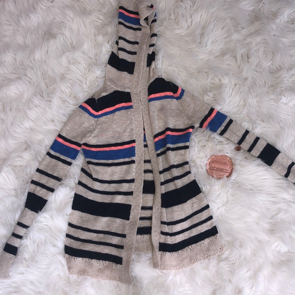 Long sleeve colorful stripped sweater